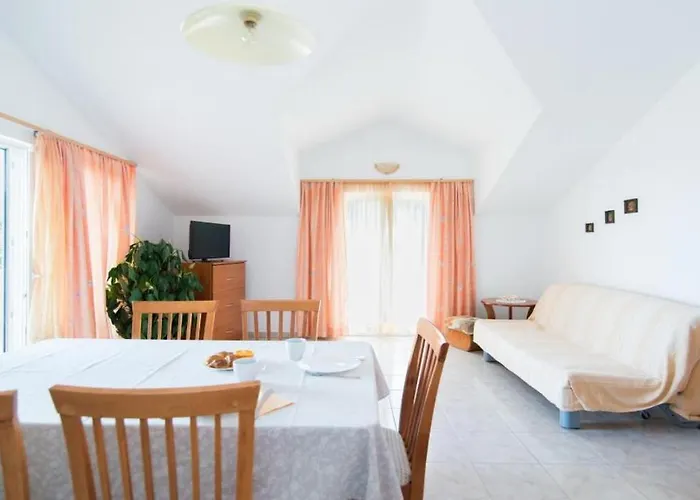 Ana & Bogdan * 포스티라