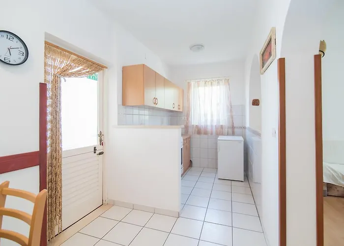 Ana & Bogdan 포스티라