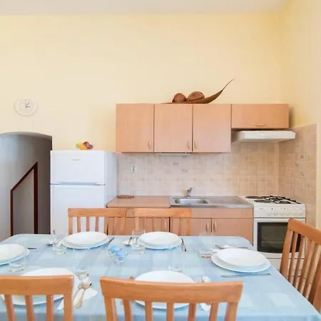 Apartments Ana & Bogdan Postira